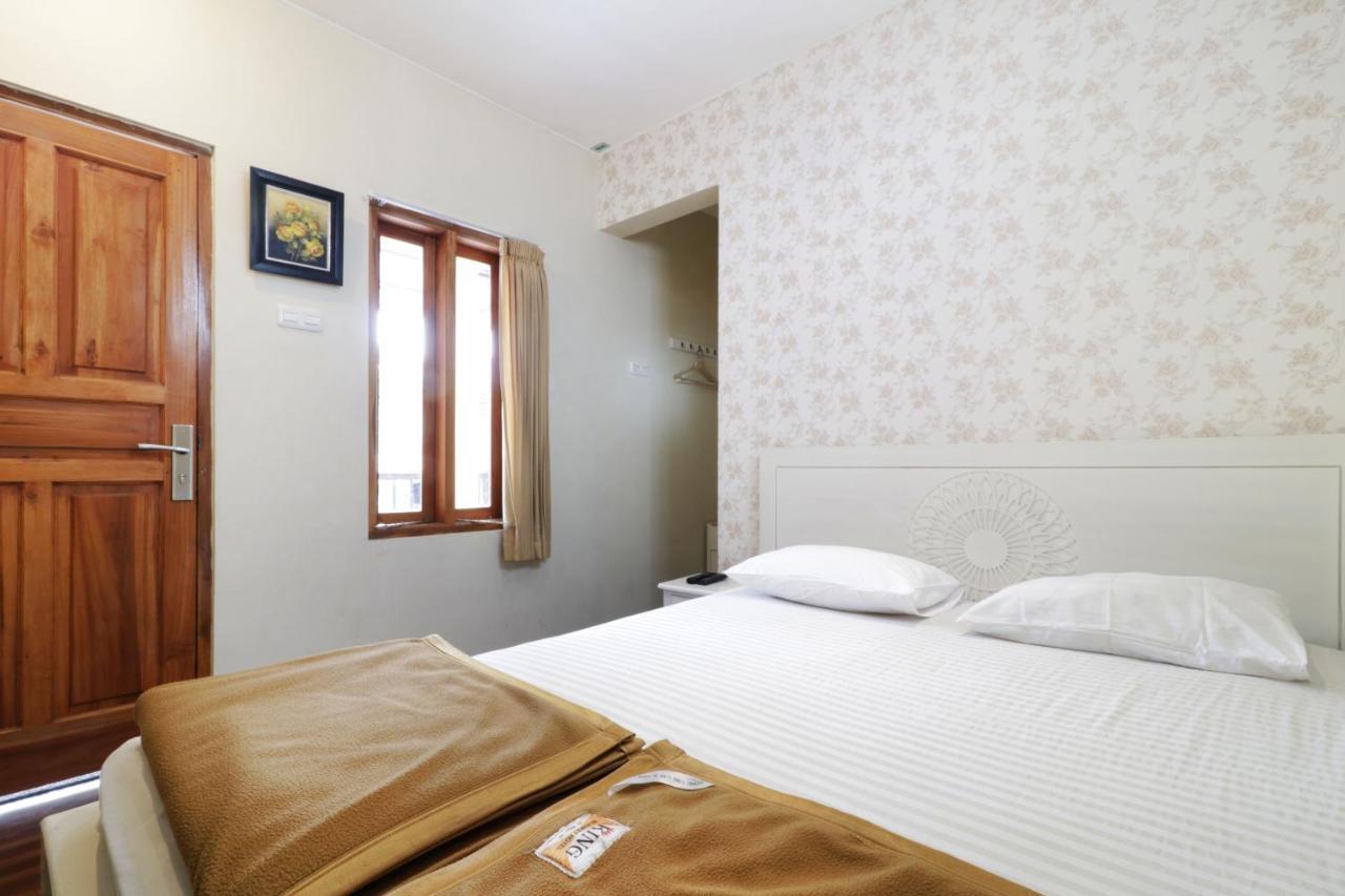 Double Room Mountain View